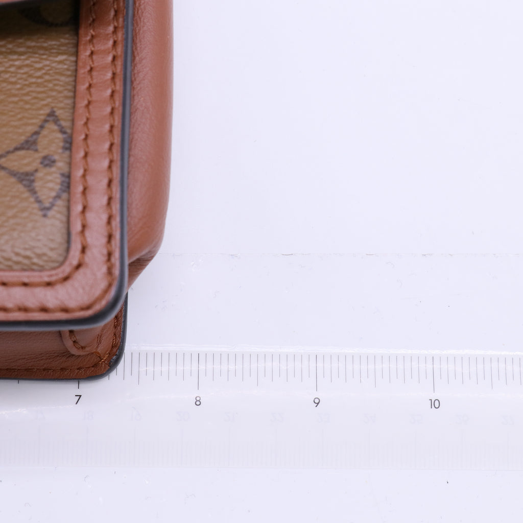 Louis Vuitton Dauphine Chain Wallet twins LDJ4646