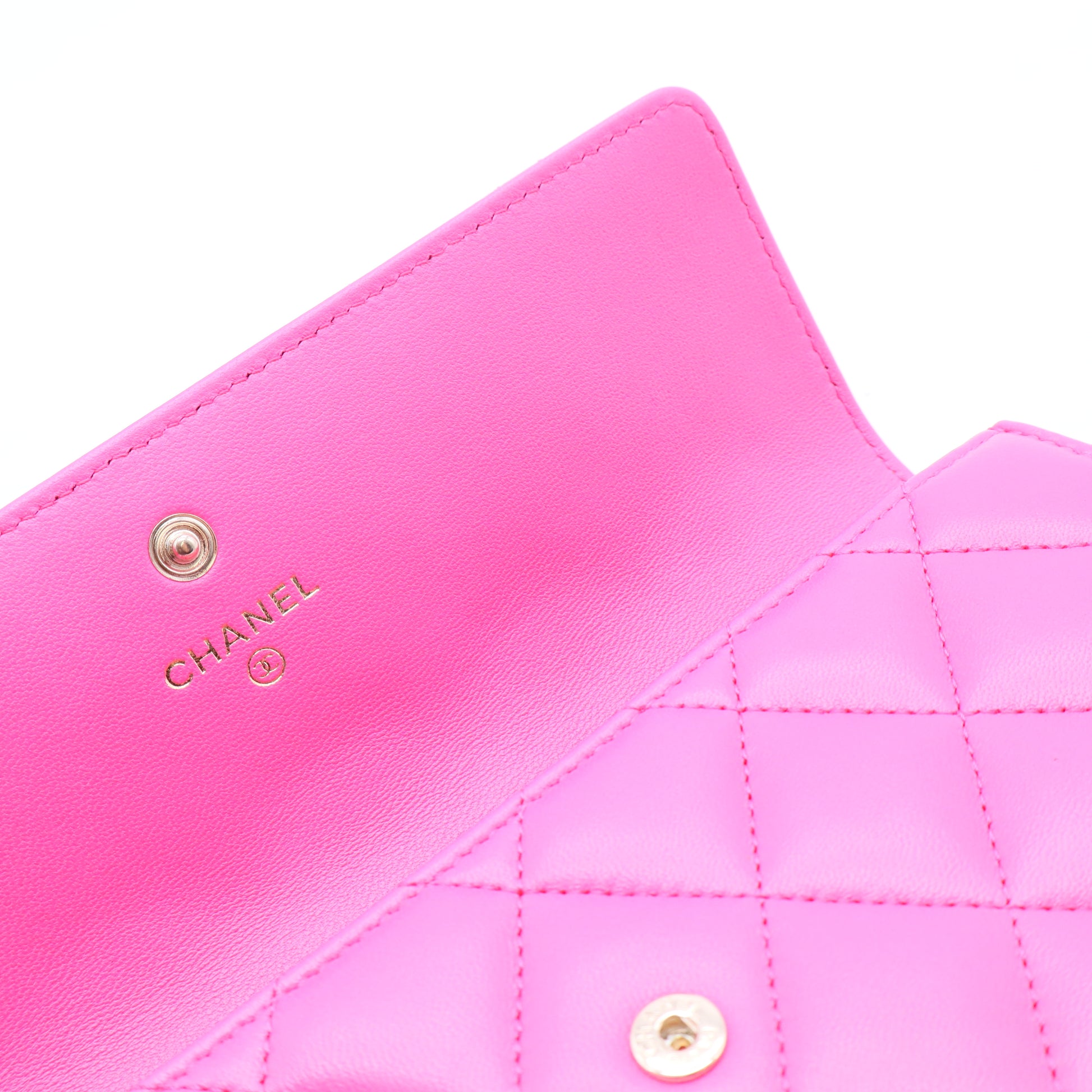 2014 Interlocking CC Logo Continental Wallet W20069