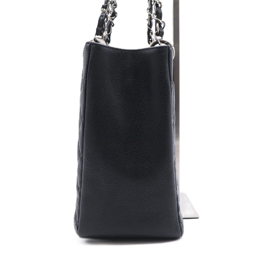 Caviar Quilted Grand Shopping Tote GST Black