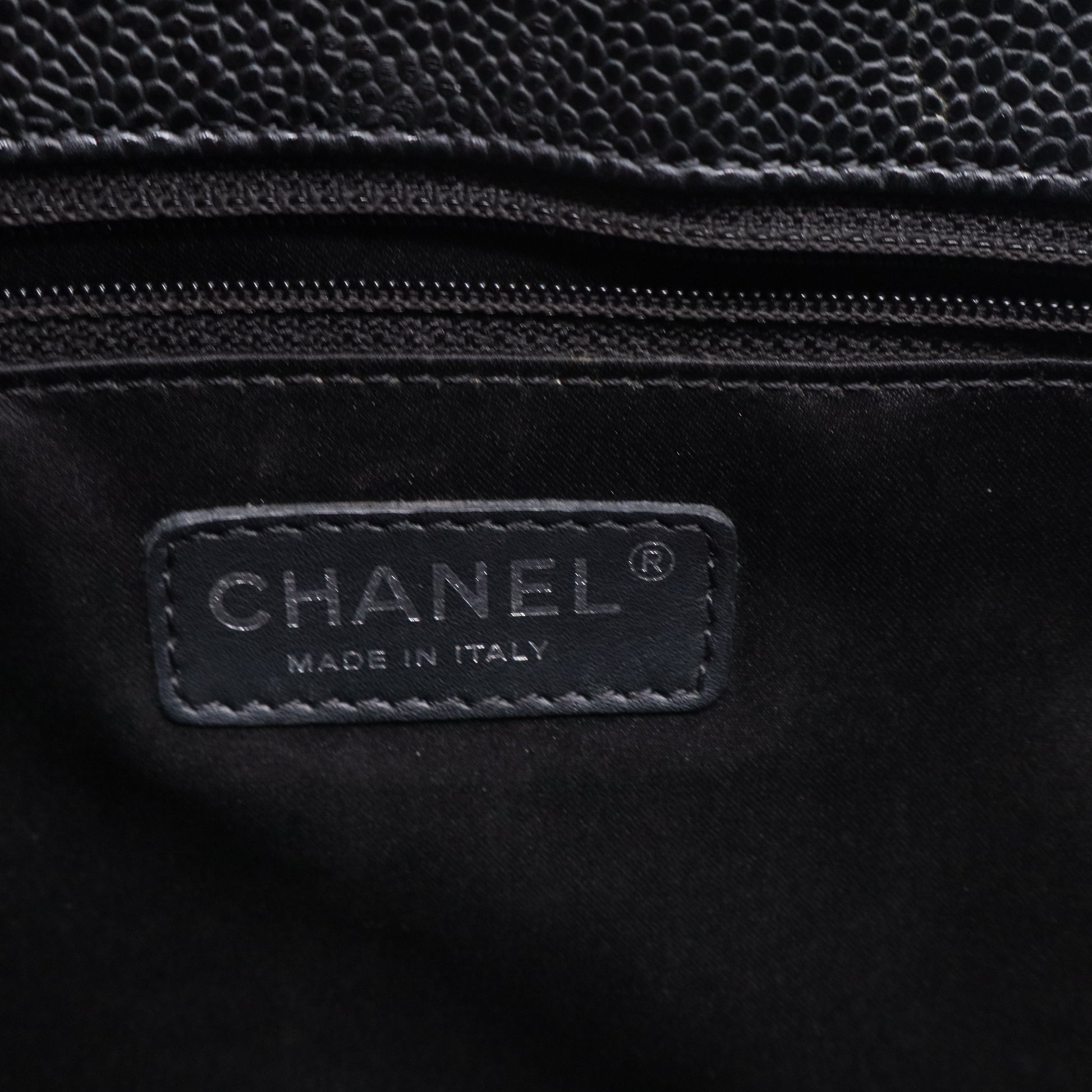 Caviar Quilted Grand Shopping Tote GST Black