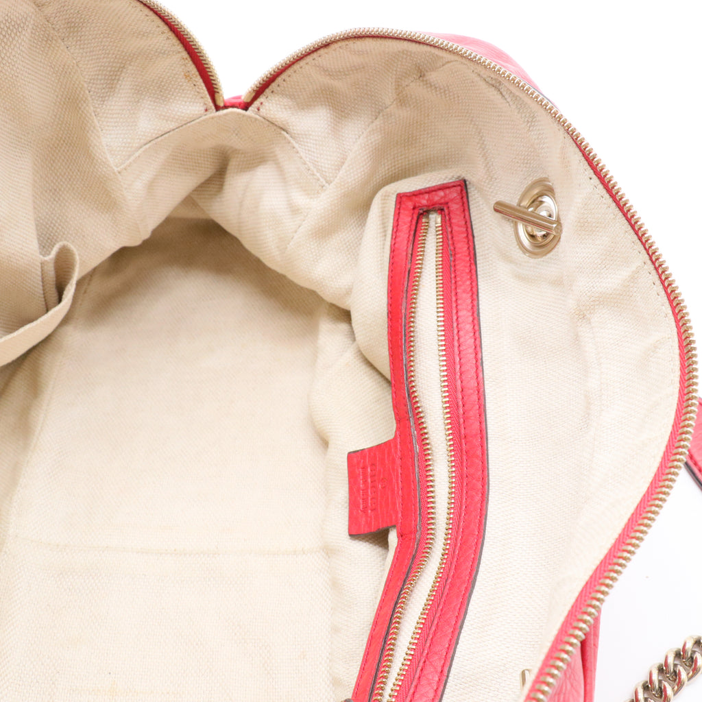 Soho Chain Zip Shoulder Bag Leather Medium Gisel