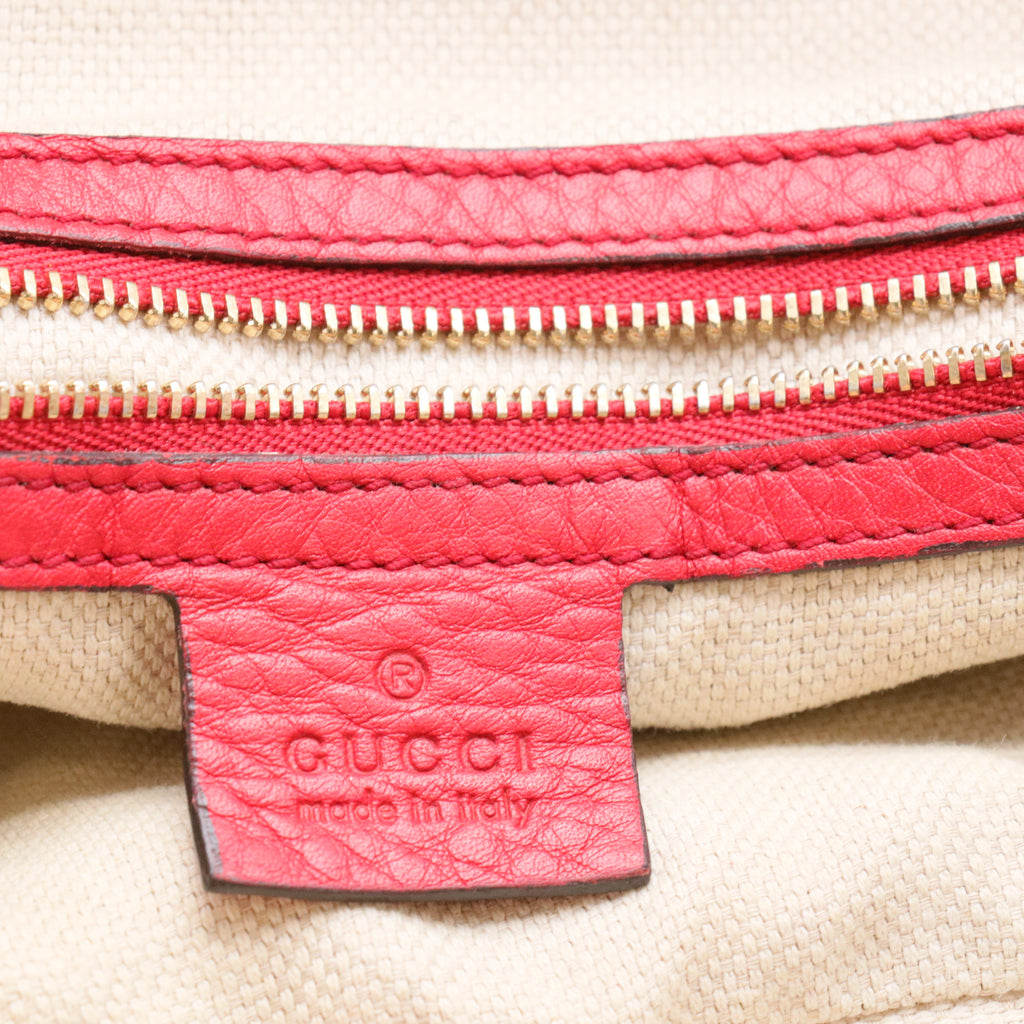 Soho Chain Zip Shoulder Bag Leather Medium Gisel