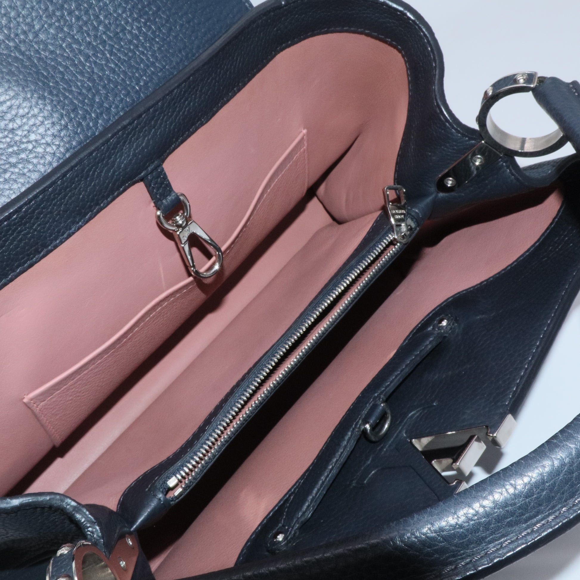 Louis Vuitton Black Taurillon Leather Capucines Bag Twins B20713