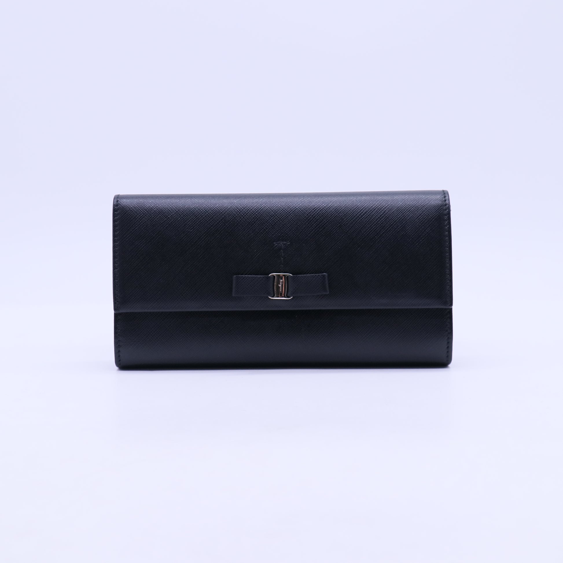 Salvatore Ferragamo Vara Bow Continental Wallet W20949