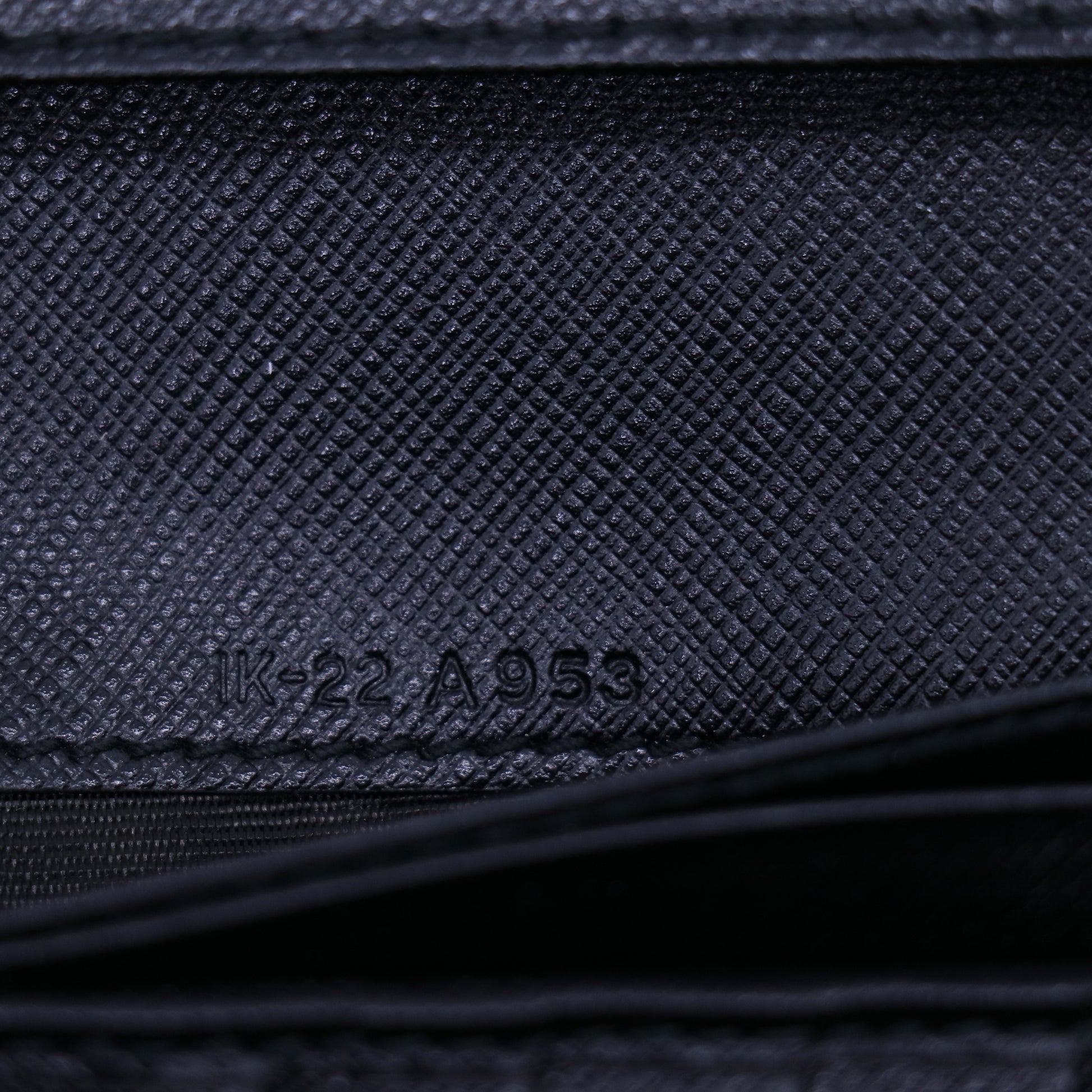 Salvatore Ferragamo Vara Bow Continental Wallet W20949