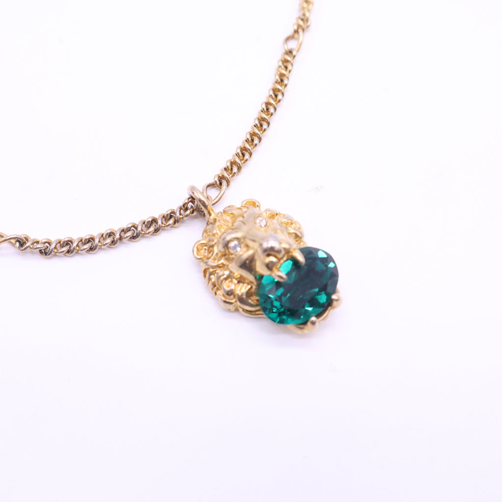 Gucci Lion Head Pendant Necklace twins LDJ6474
