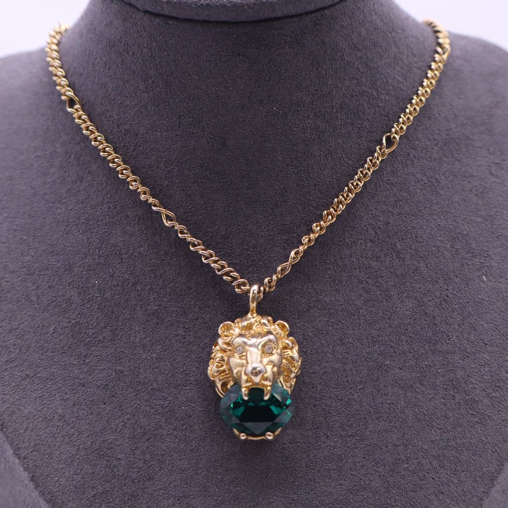 Gucci Lion Head Pendant Necklace twins LDJ6474