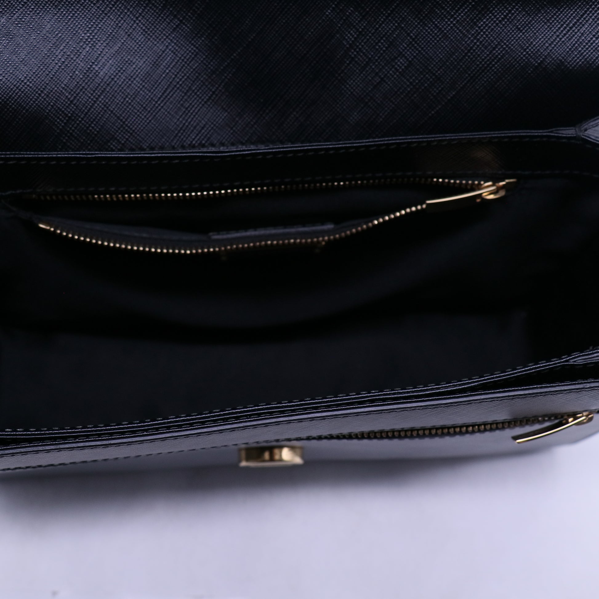 Seila Top Handle Bag Leather Small Twins B20872