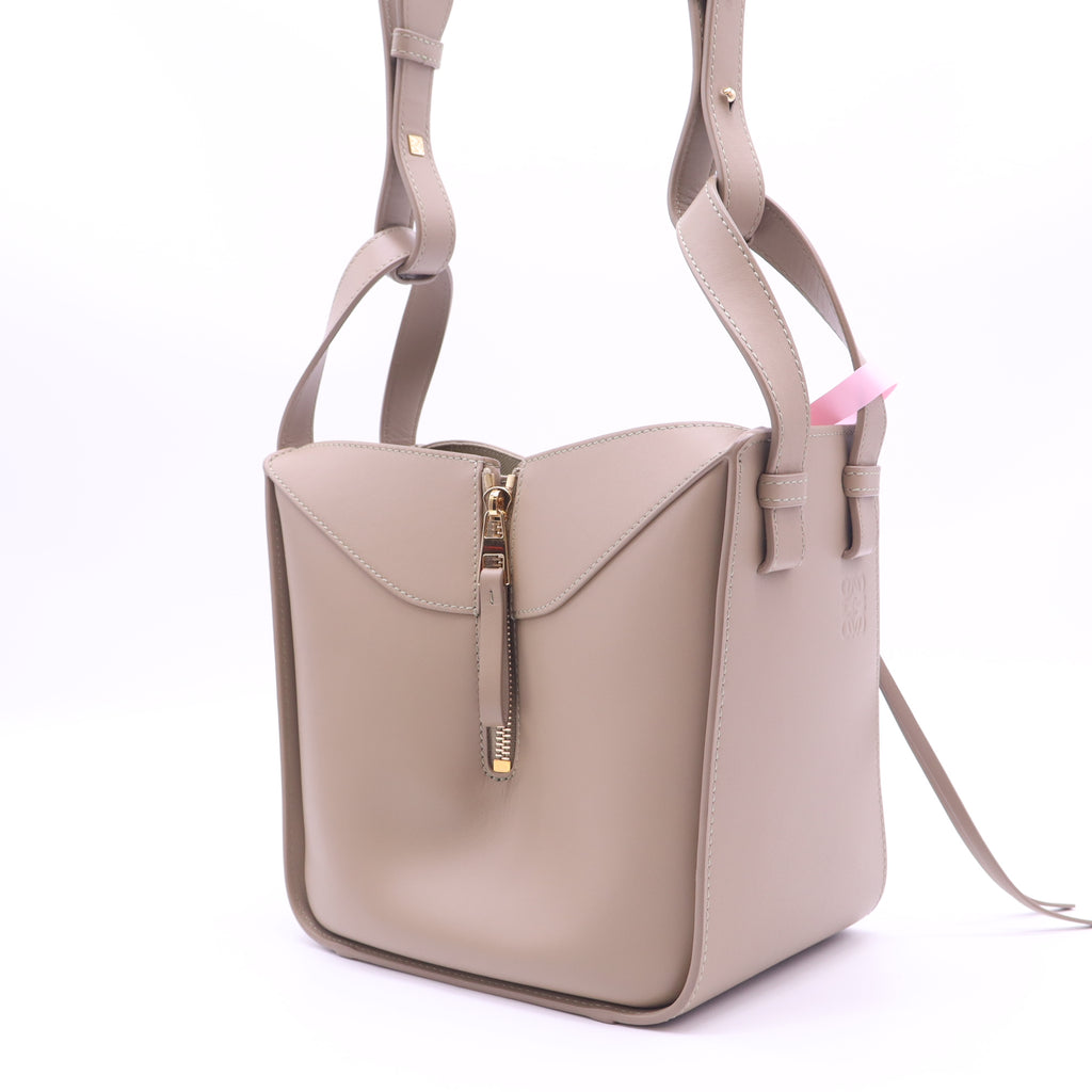 Loewe Compact Hammock Bag in Satin Calfskin Nude twins LDJ6487