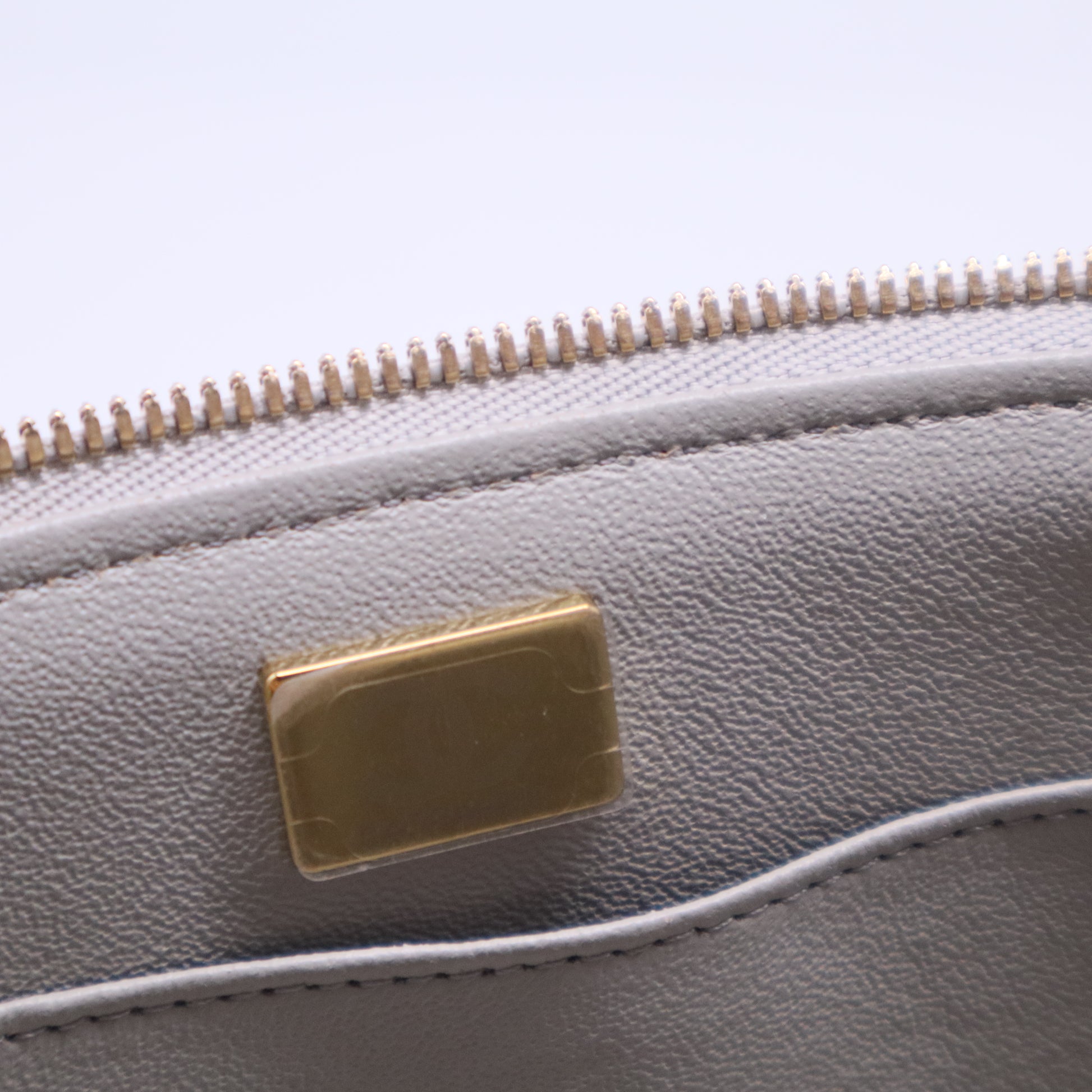 Vanity Case Quilted Leather Top Handle Chain Bag B20710