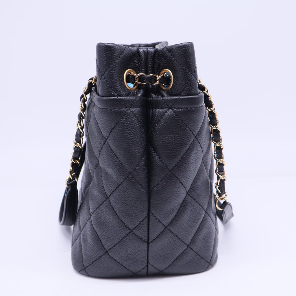 Timeless CC Shopping Tote Quilted Caviar Medium B20467