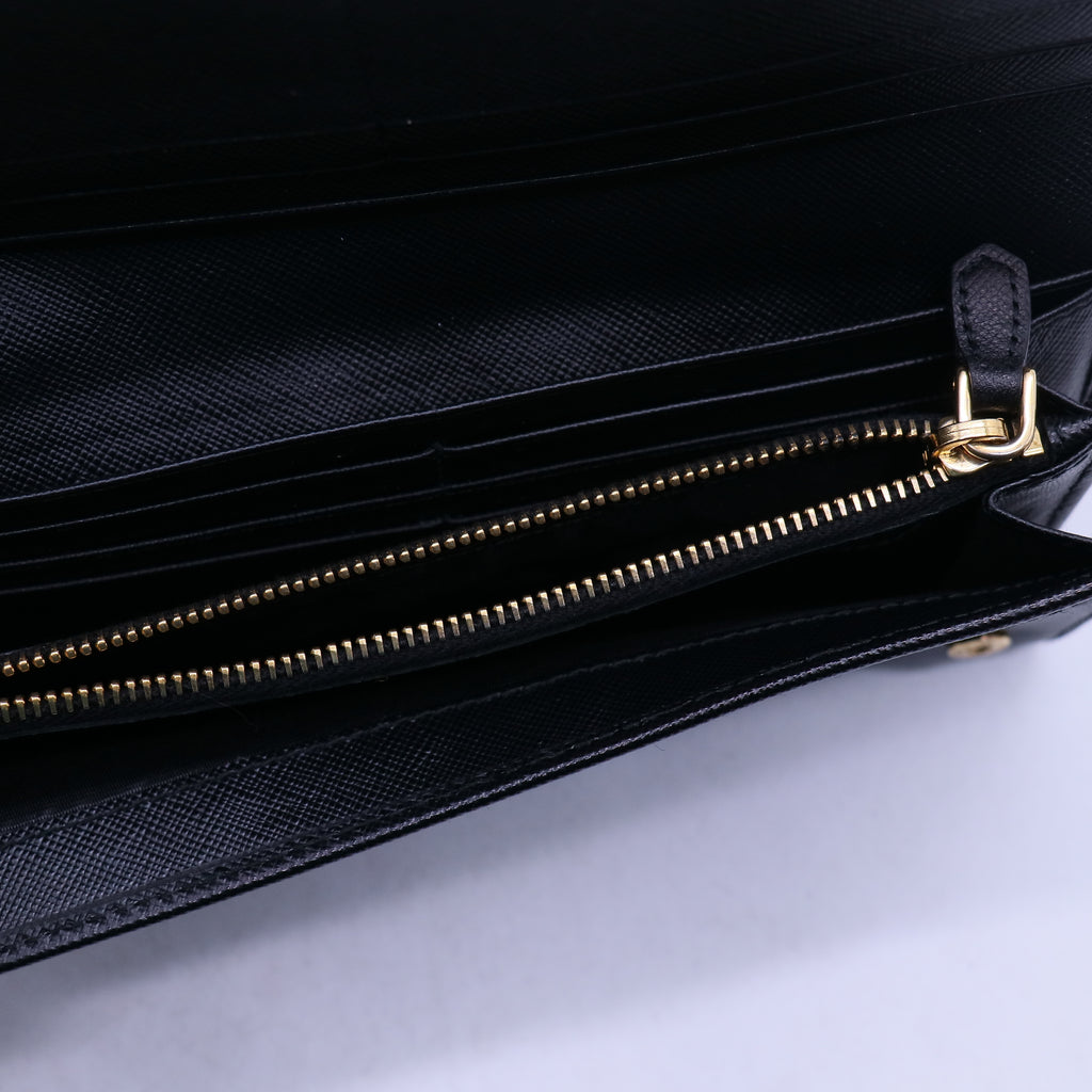 Prada Black Saffiano Leather Continental Wallet W21105