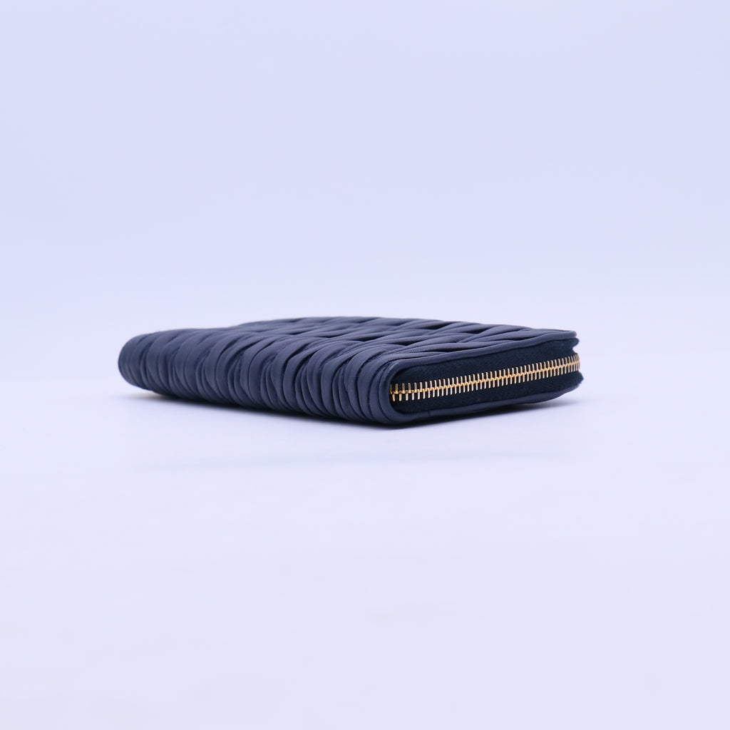 Nappa Matelasse Lux Zip Around Wallet W21139