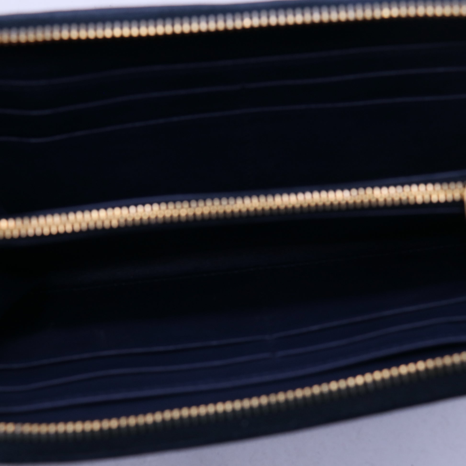 Nappa Matelasse Lux Zip Around Wallet W21139