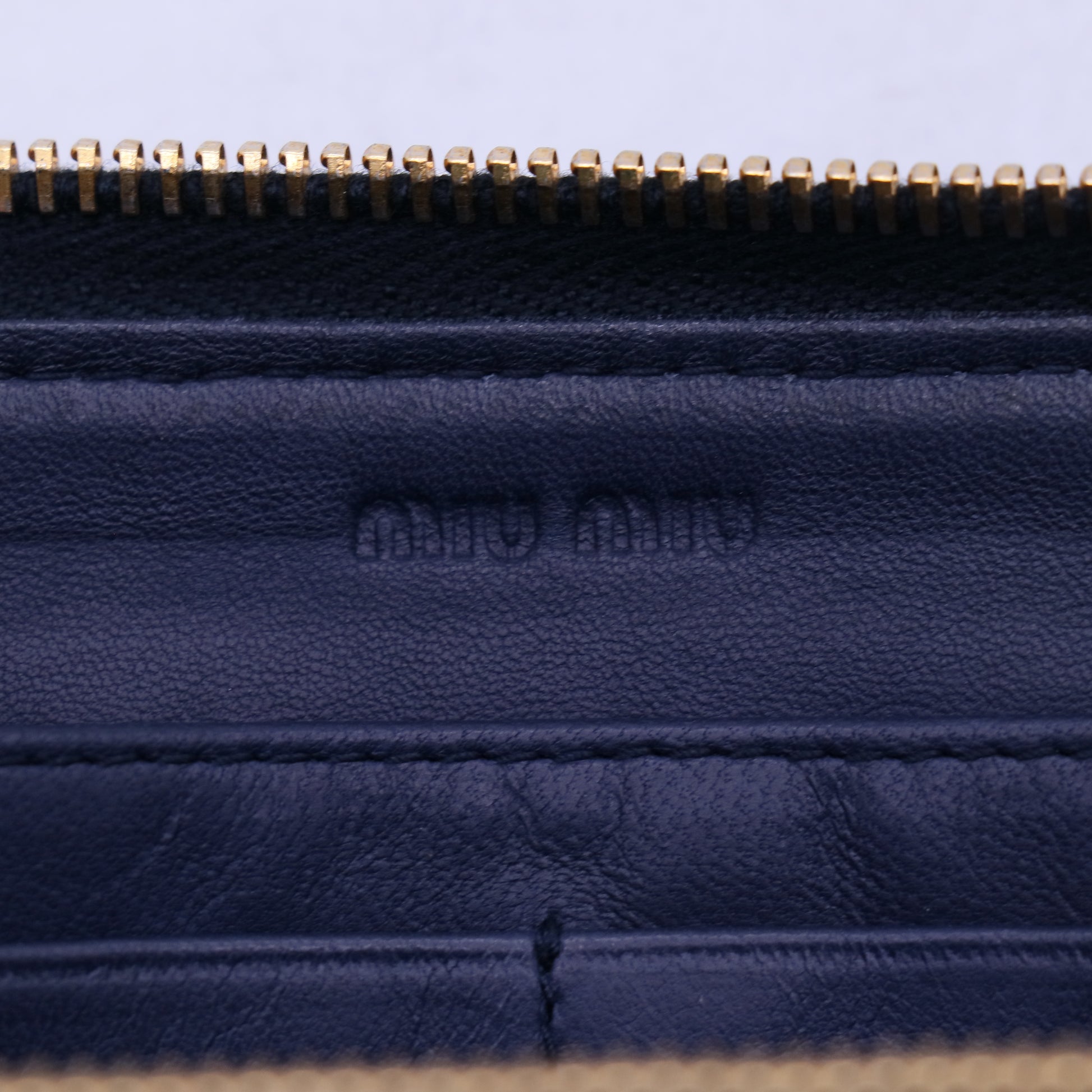 Nappa Matelasse Lux Zip Around Wallet W21139