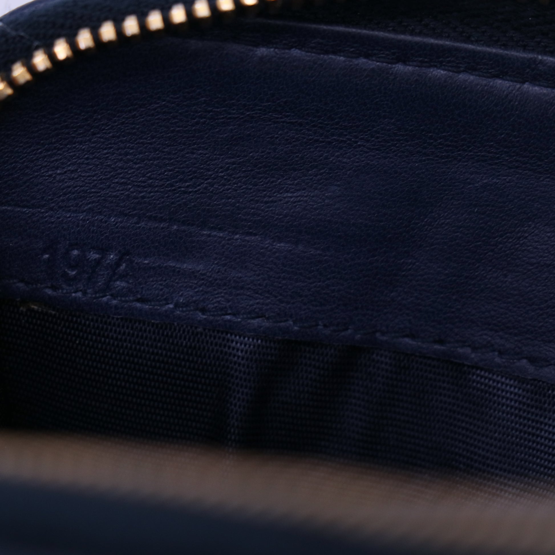 Nappa Matelasse Lux Zip Around Wallet W21139