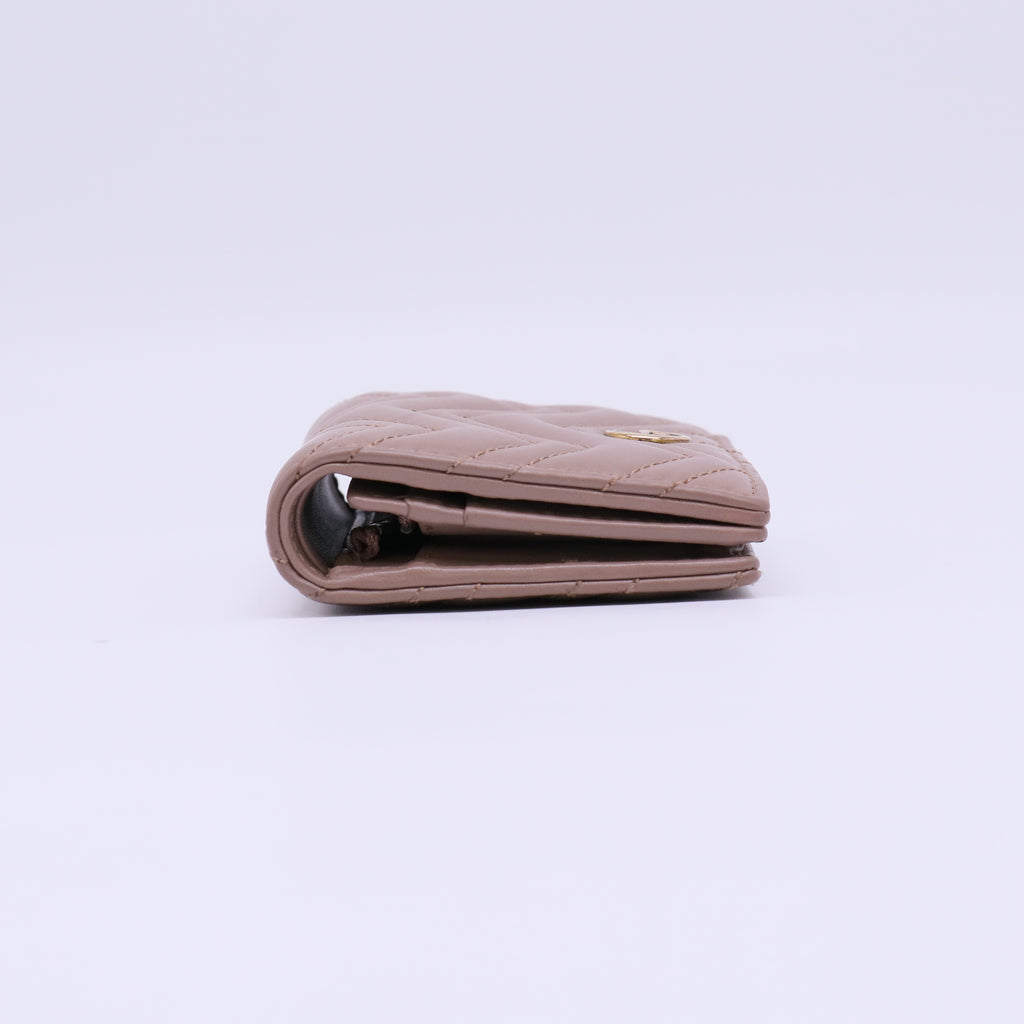 Gucci GG Marmont Card Case Wallet W22189