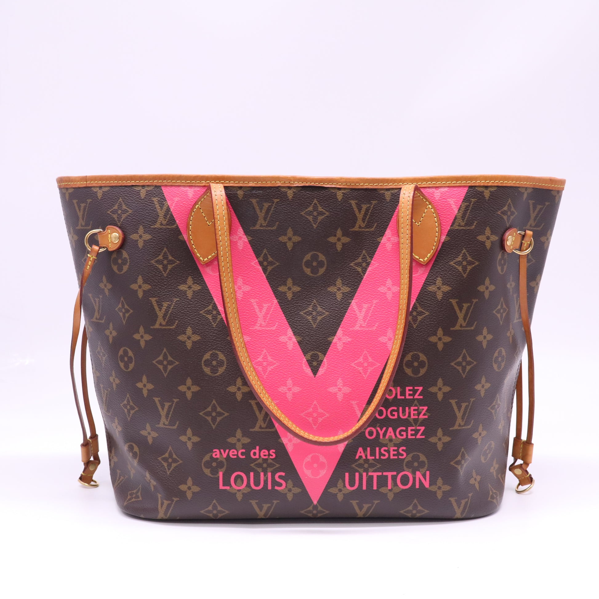Louis Vuitton Monogram V Neverfull MM B22617