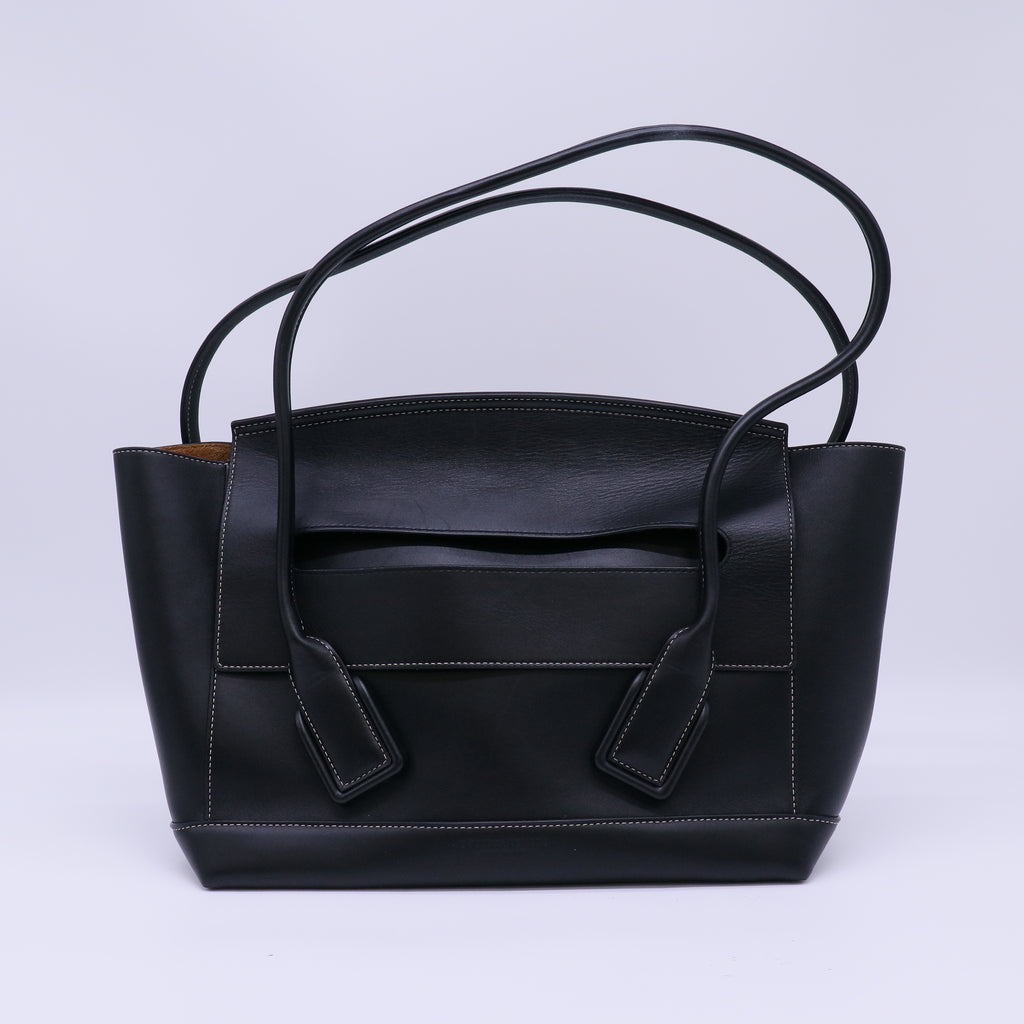 Bottega Veneta Medium Arco Tote Bag B22856