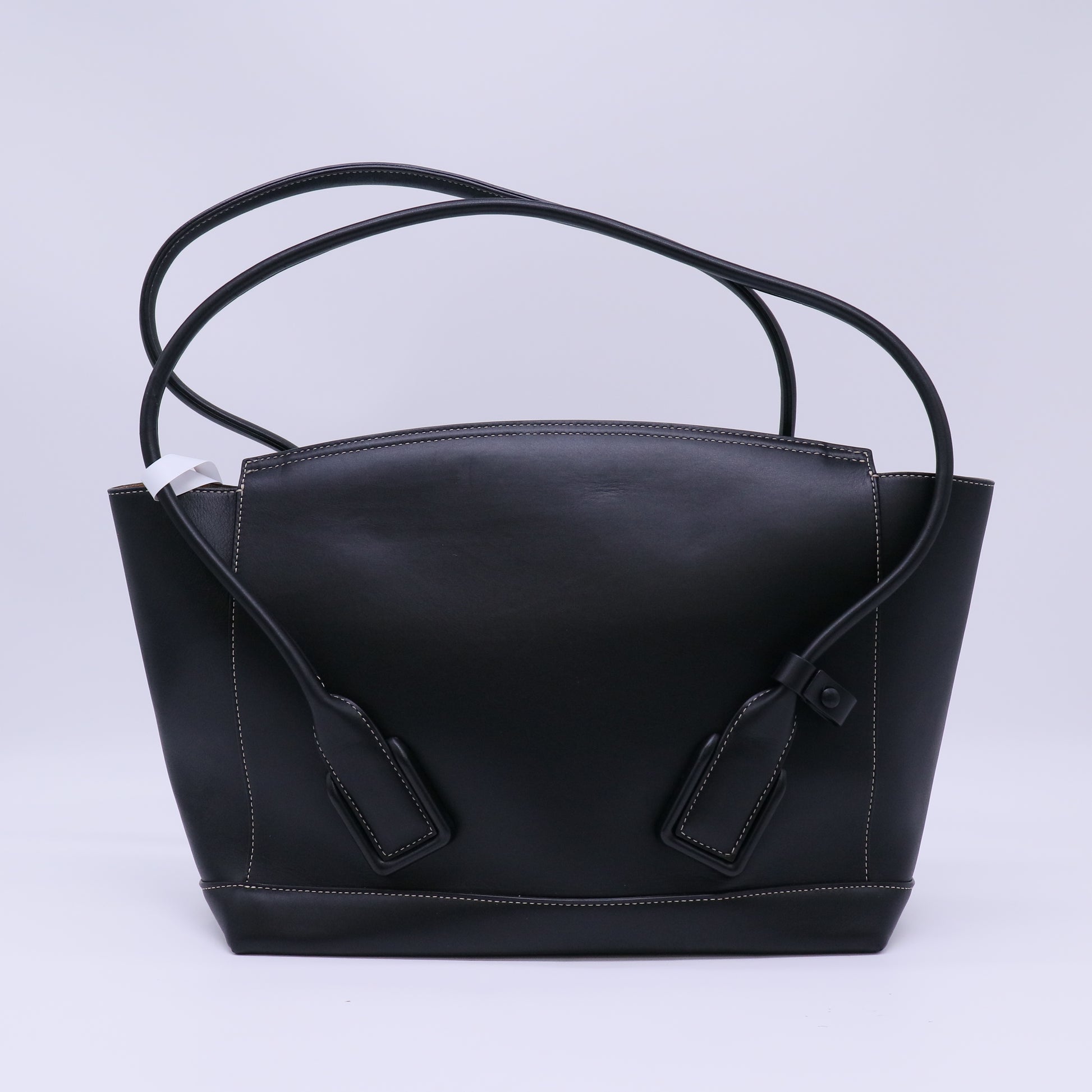 Bottega Veneta Medium Arco Tote Bag B22856