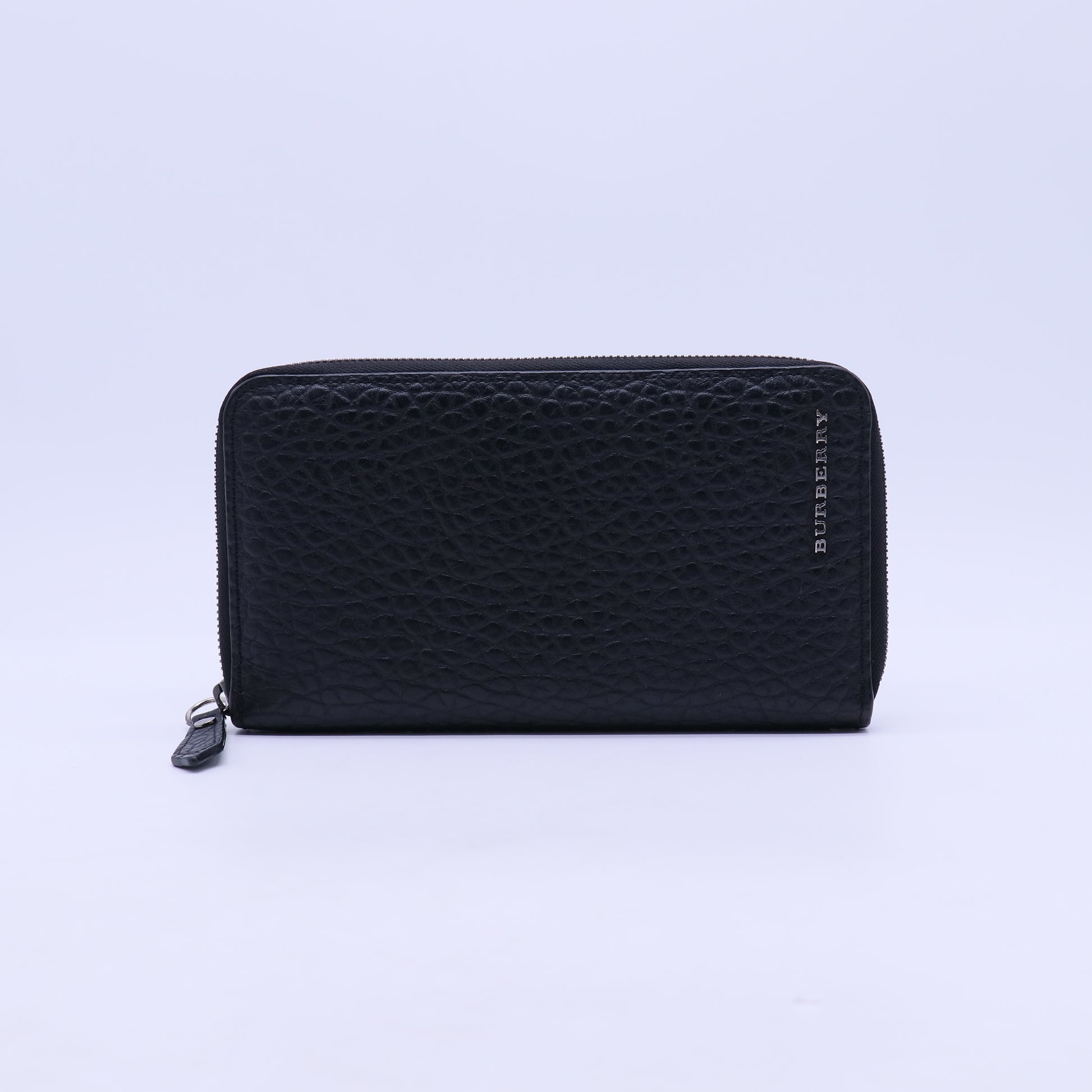 Burberry black leather cluch wallet W21158