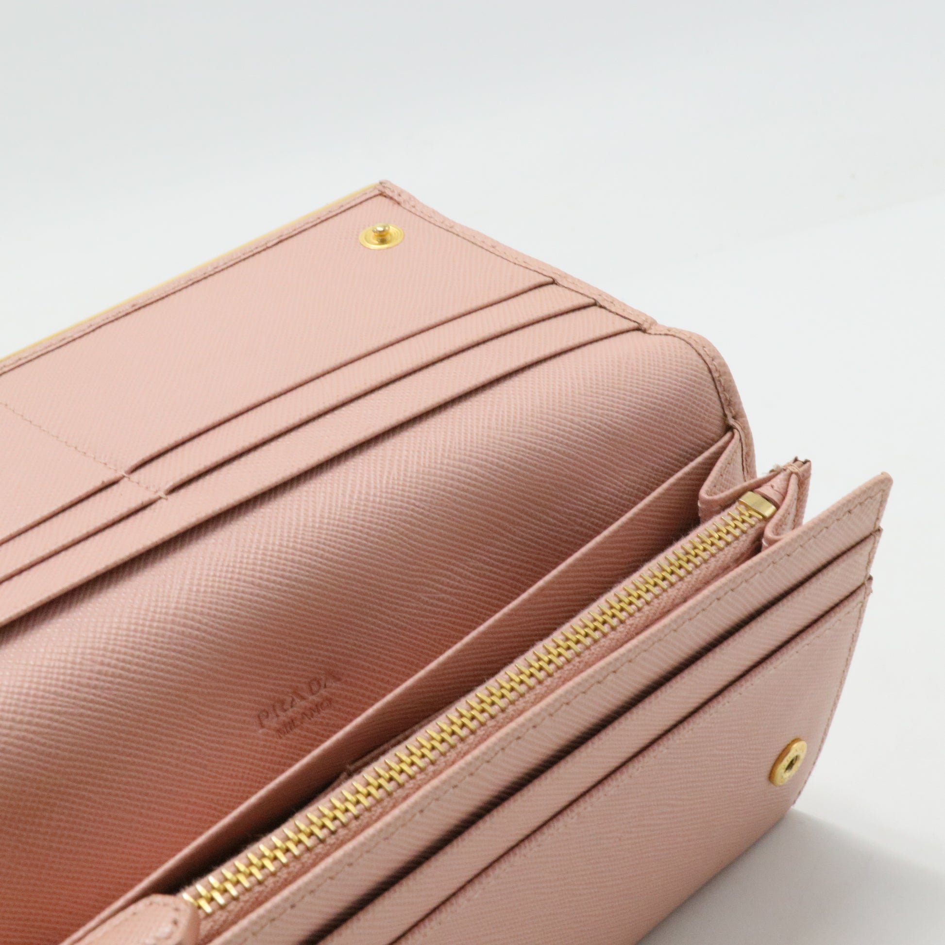 Long Wallet Safiano Leather Pink