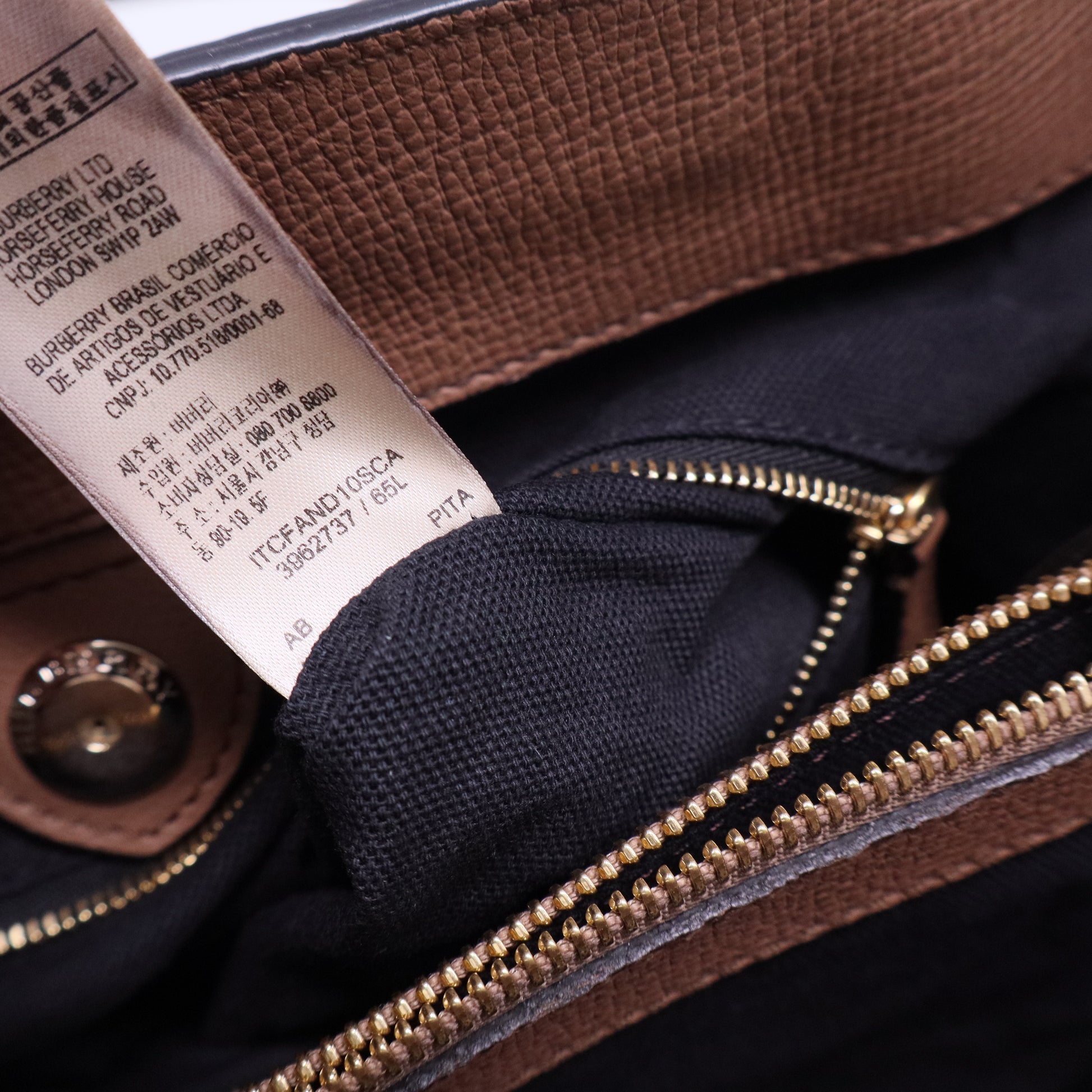 Banner Convertible Tote Leather and House Check Canvas B20215