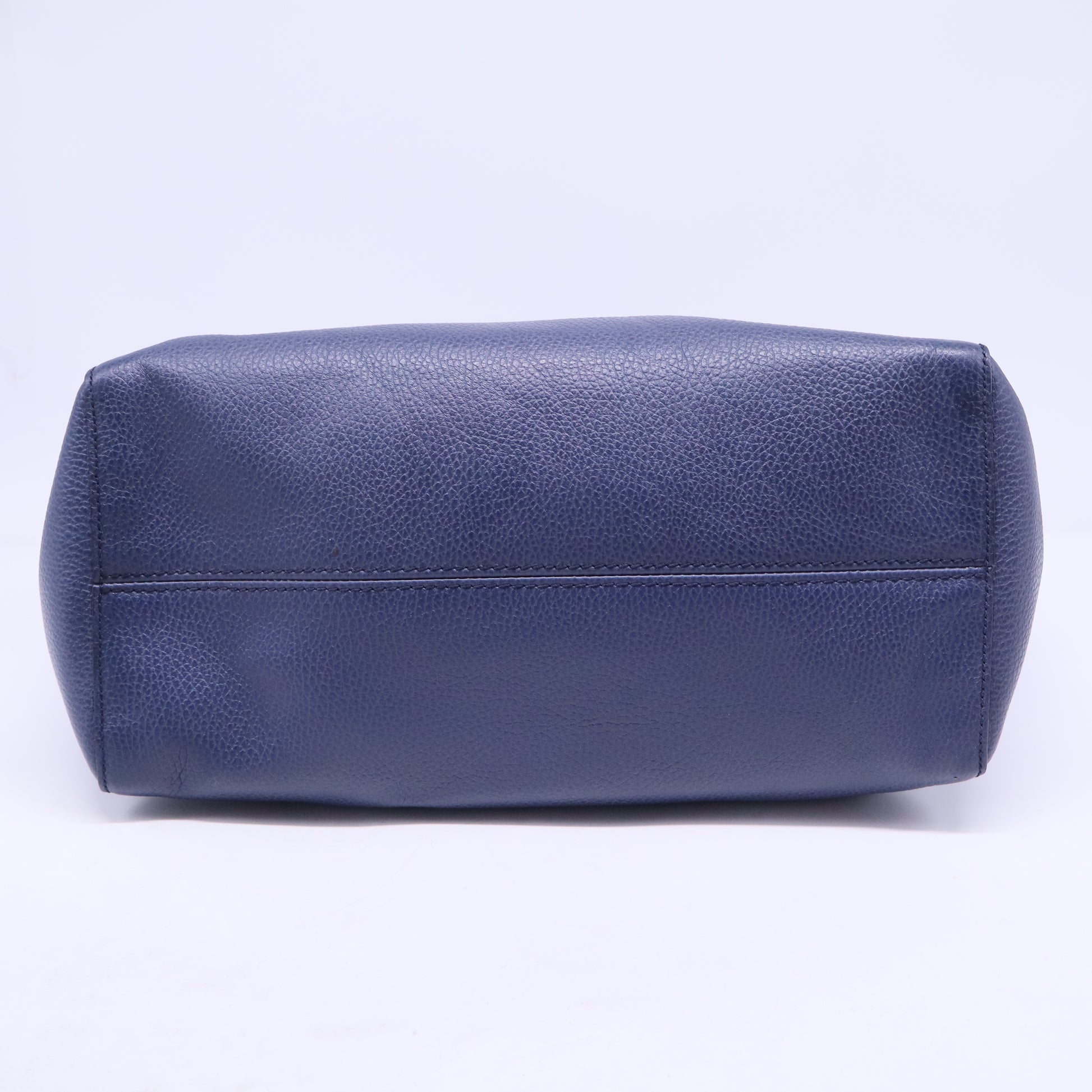 Leather Swing Tote B20415