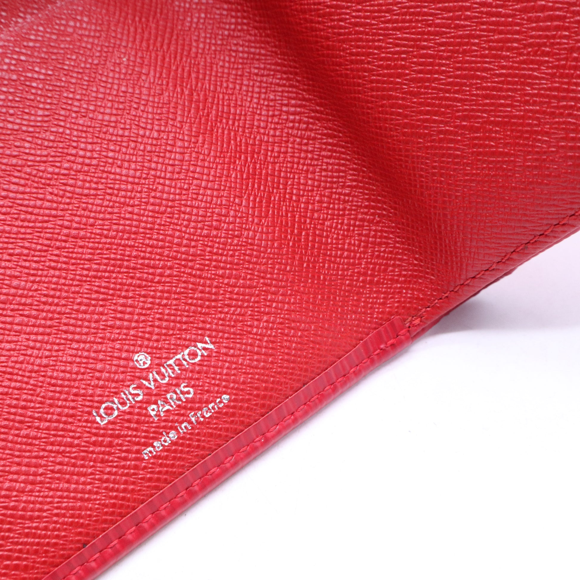 Louis Vuitton Koala Wallet W21143