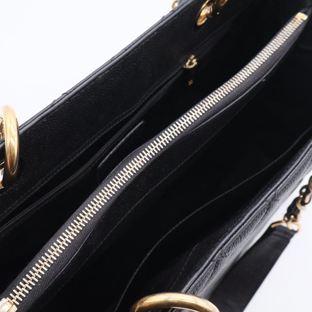 Caviar Quilted Grand Shopping Tote GST Black