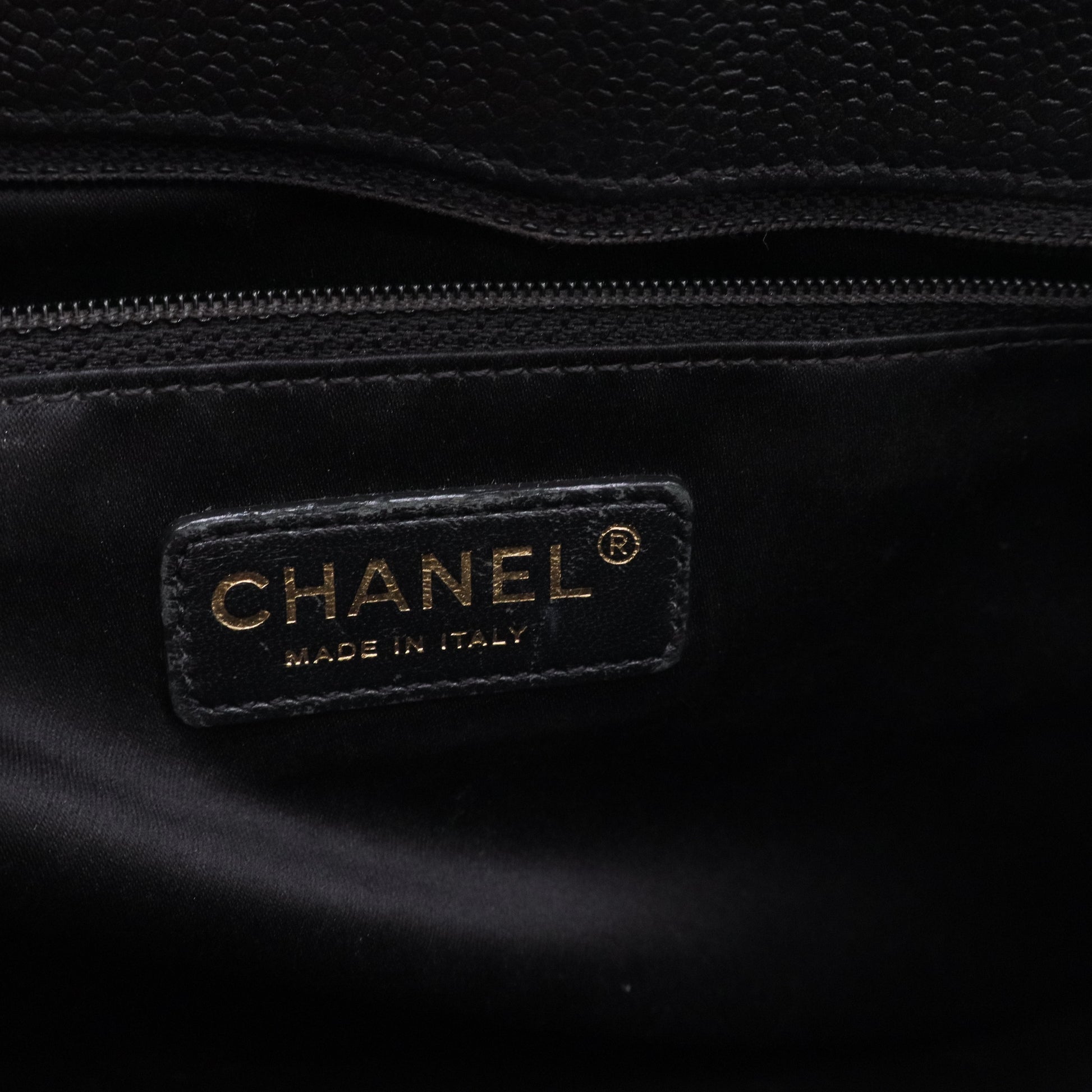 Caviar Quilted Grand Shopping Tote GST Black