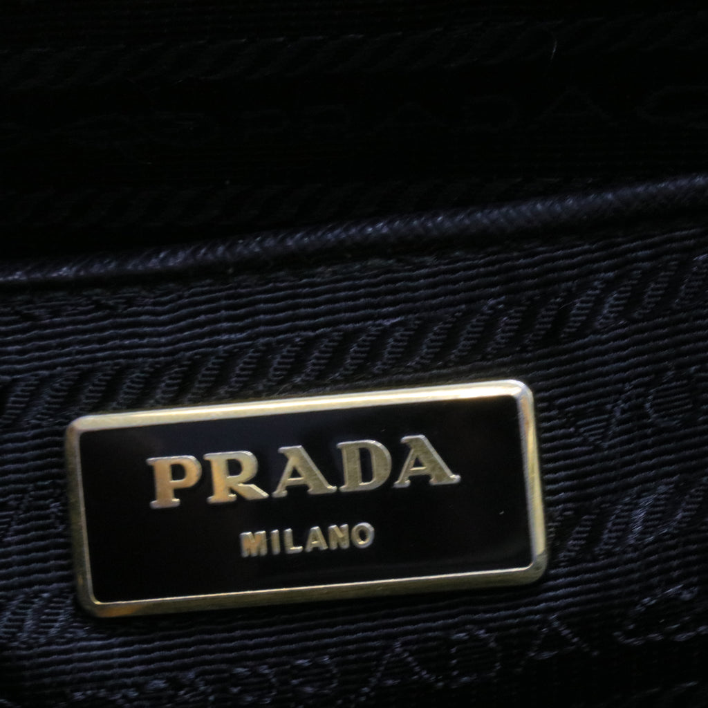 Saffiano Large Galleria Double Zip Tote