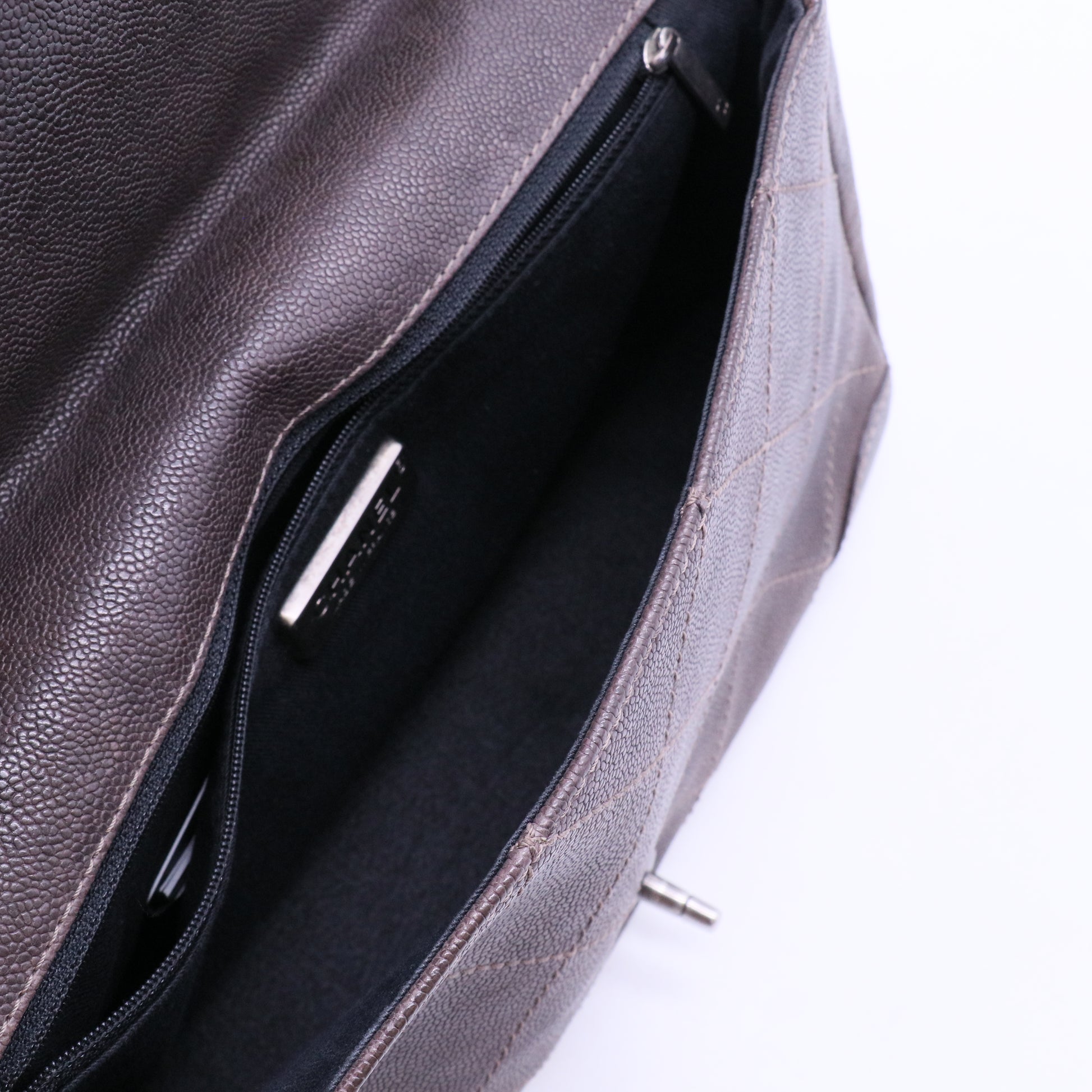 Outdoor Ligne Flap Bag Quilted Caviar B12406