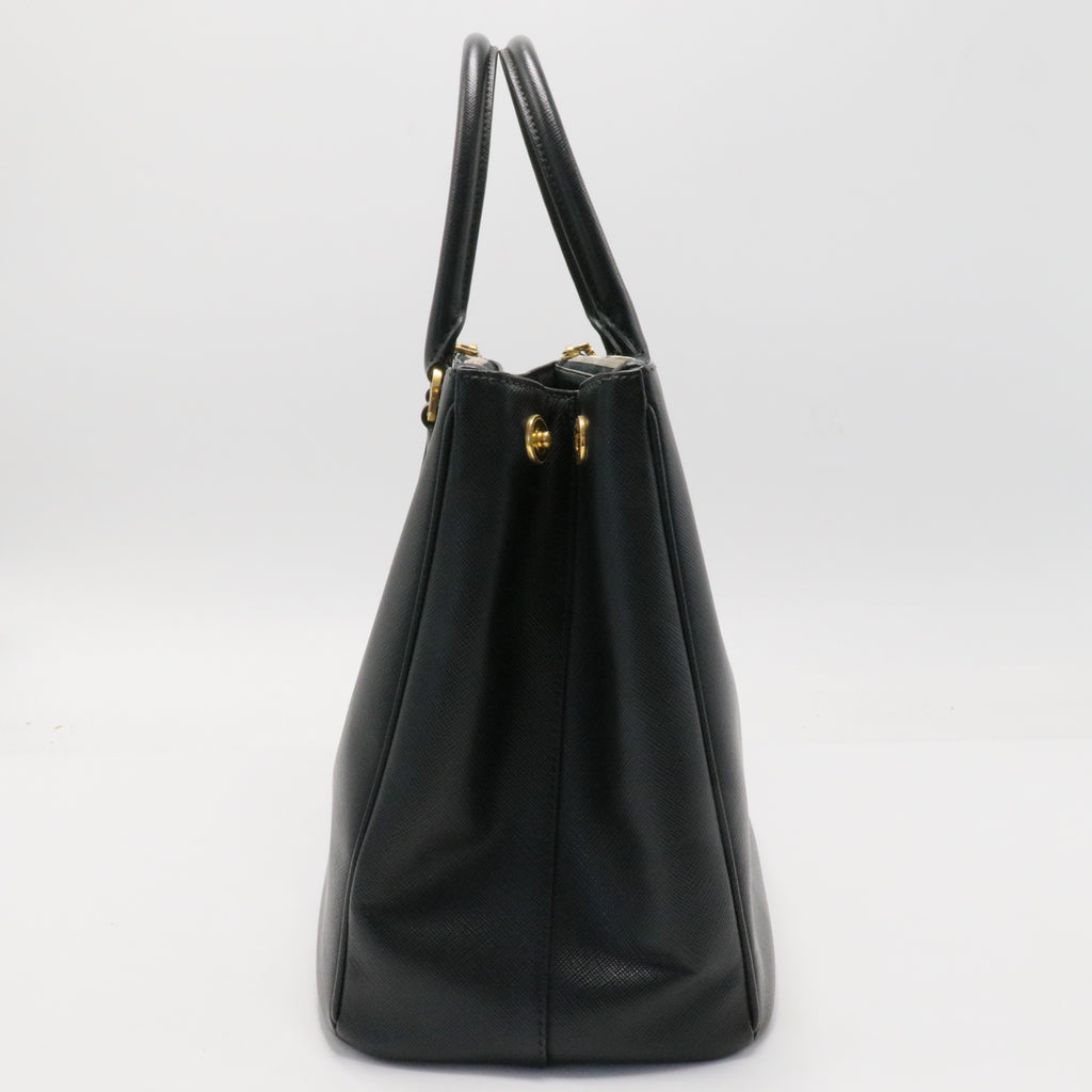Saffiano Large Galleria Double Zip Tote