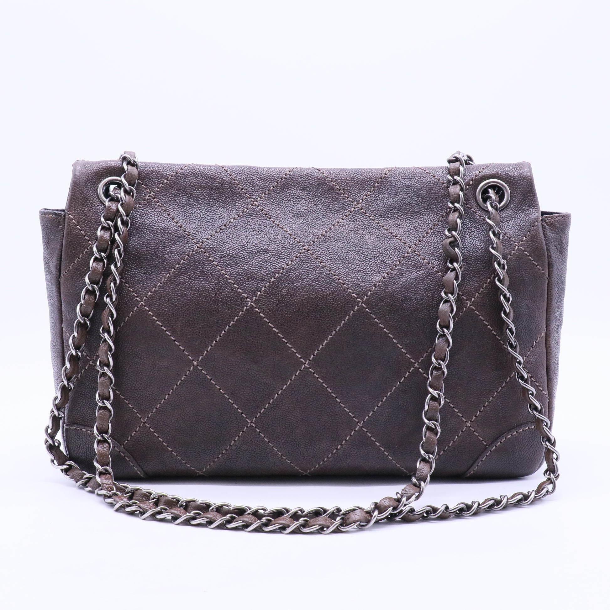 Outdoor Ligne Flap Bag Quilted Caviar B12406