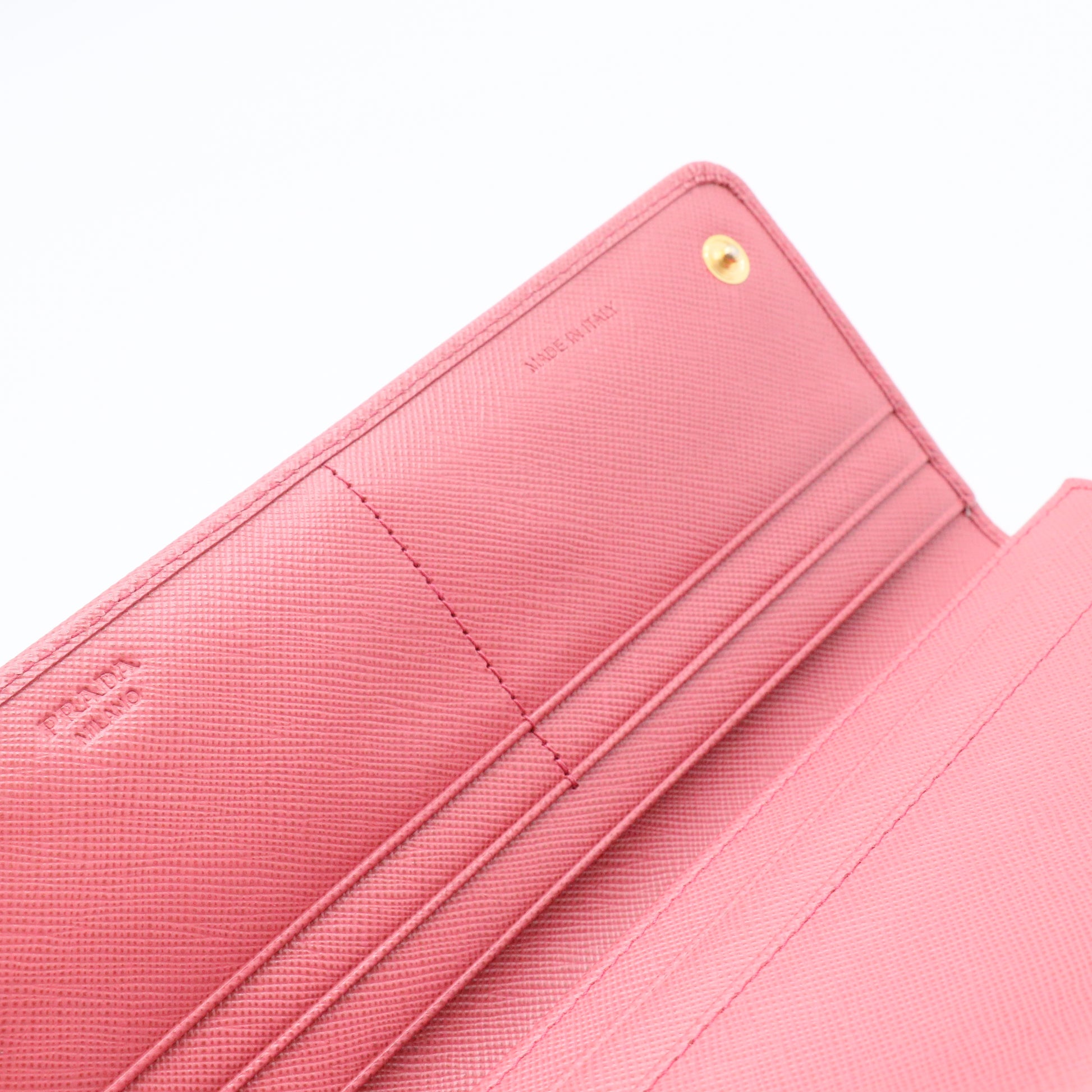 Saffiano Metal Continental Flap Wallet Tamaris