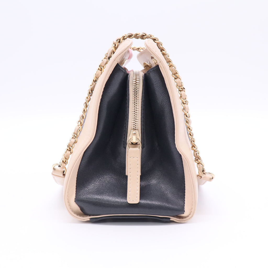 Chanel  Mademoiselle Vintage Shopping Tote Quilted Sheepskin Medium Twins LDJ2481