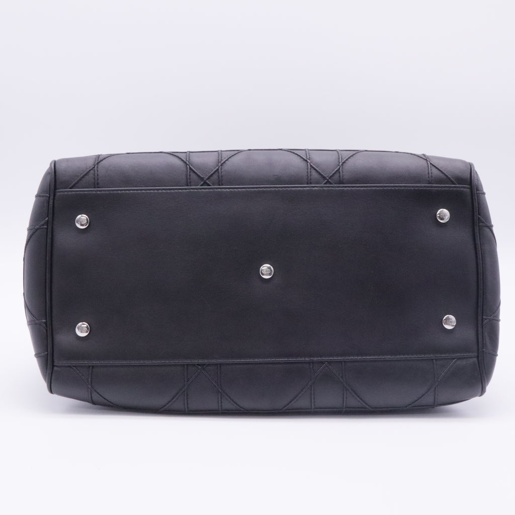 Granville Polochon Handbag Cannage Quilt Leather Medium twins