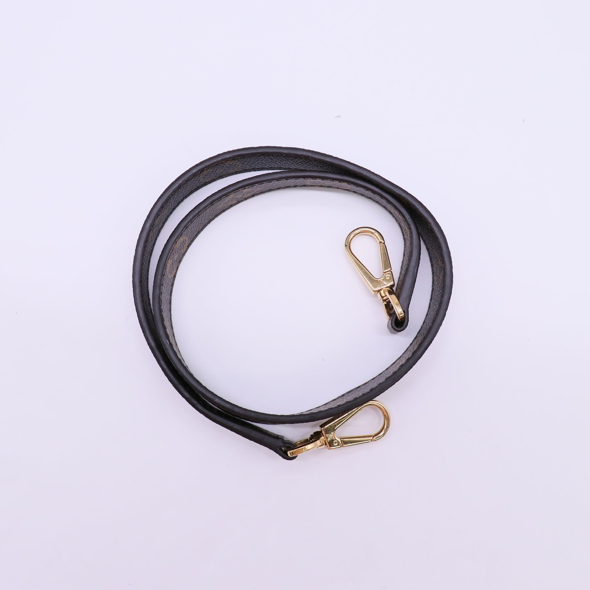 Louis Vuitton Monogram Shoulder Strap W22156