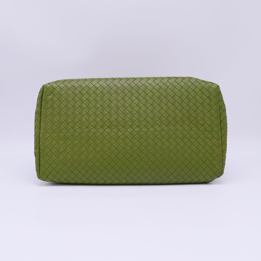 Bottega Veneta Medium Roma Tote Bag B22800