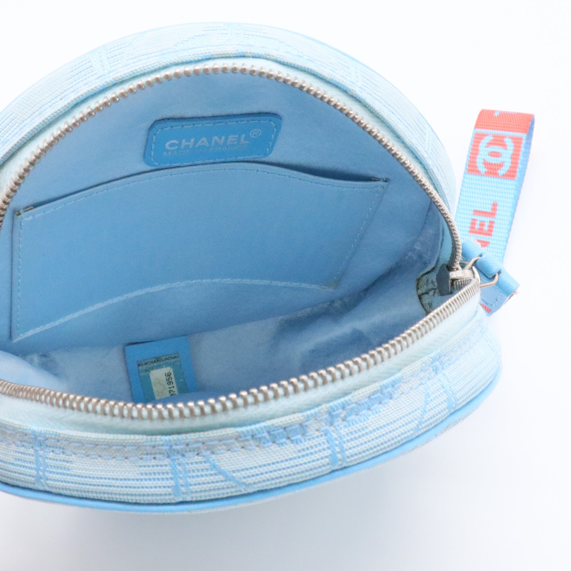 Travel Line Round Wristlet Nylon
