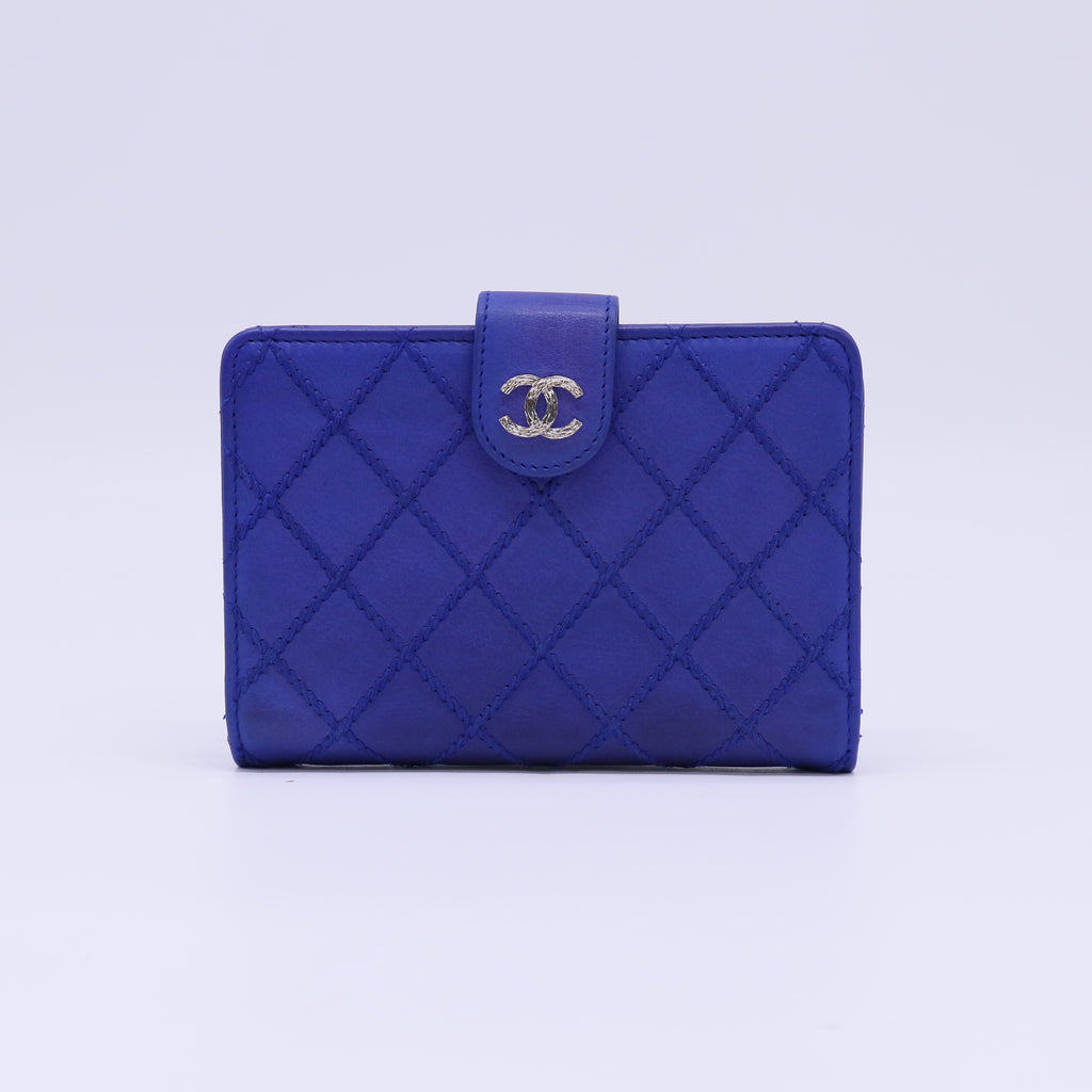 Chanel Classic French Flap Wallet W22098