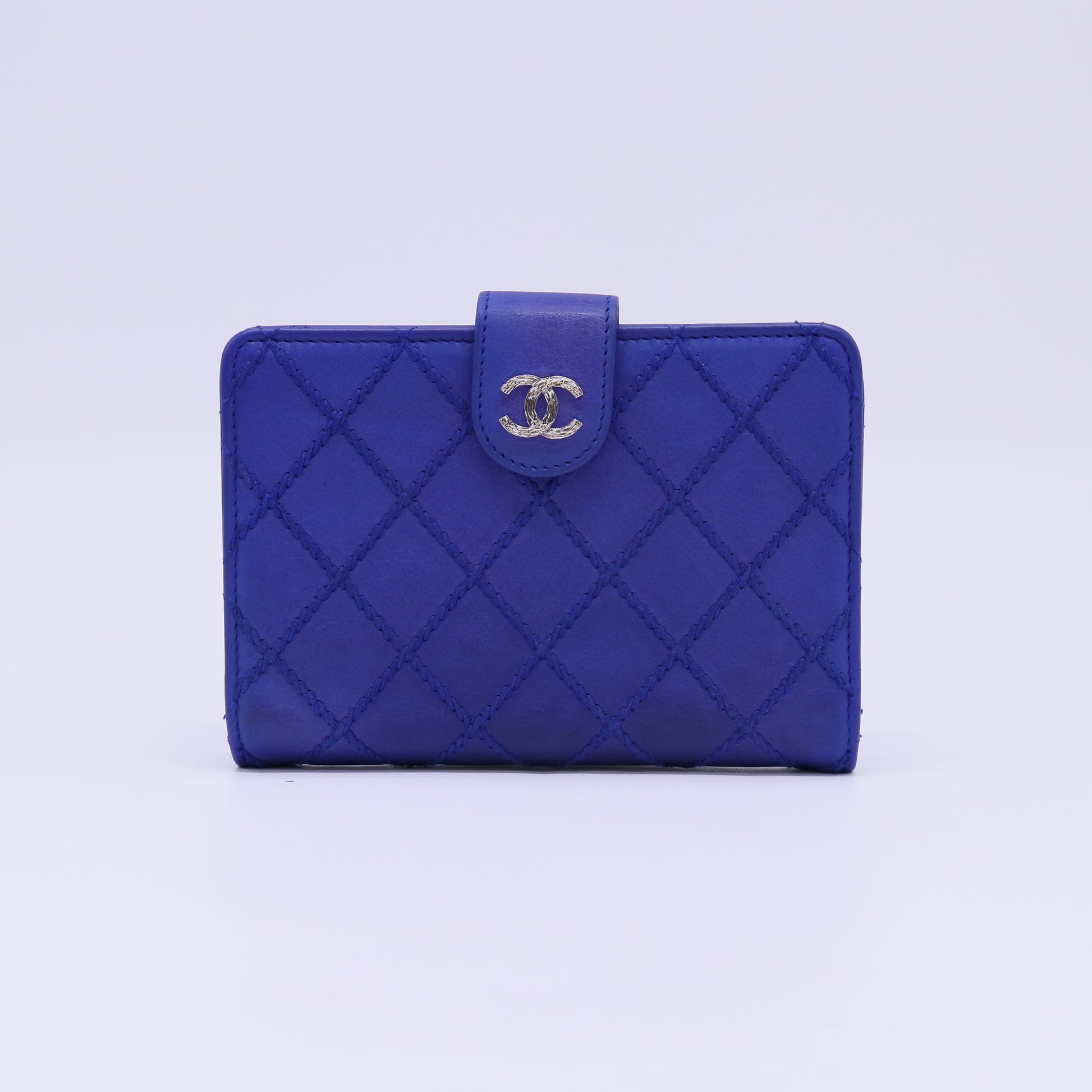 Chanel Classic French Flap Wallet W22098