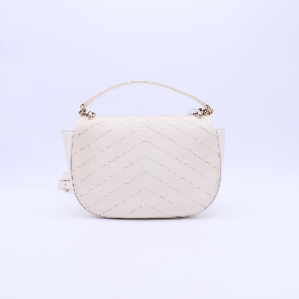 Chanel V-stitch Shoulder Bag B21646
