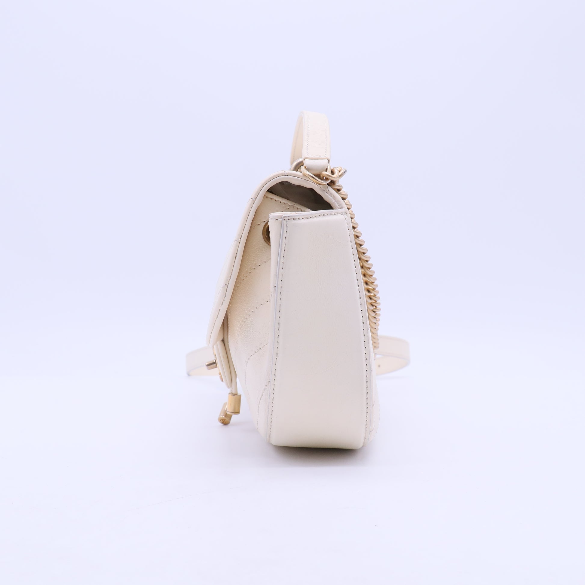 Chanel V-stitch Shoulder Bag B21646
