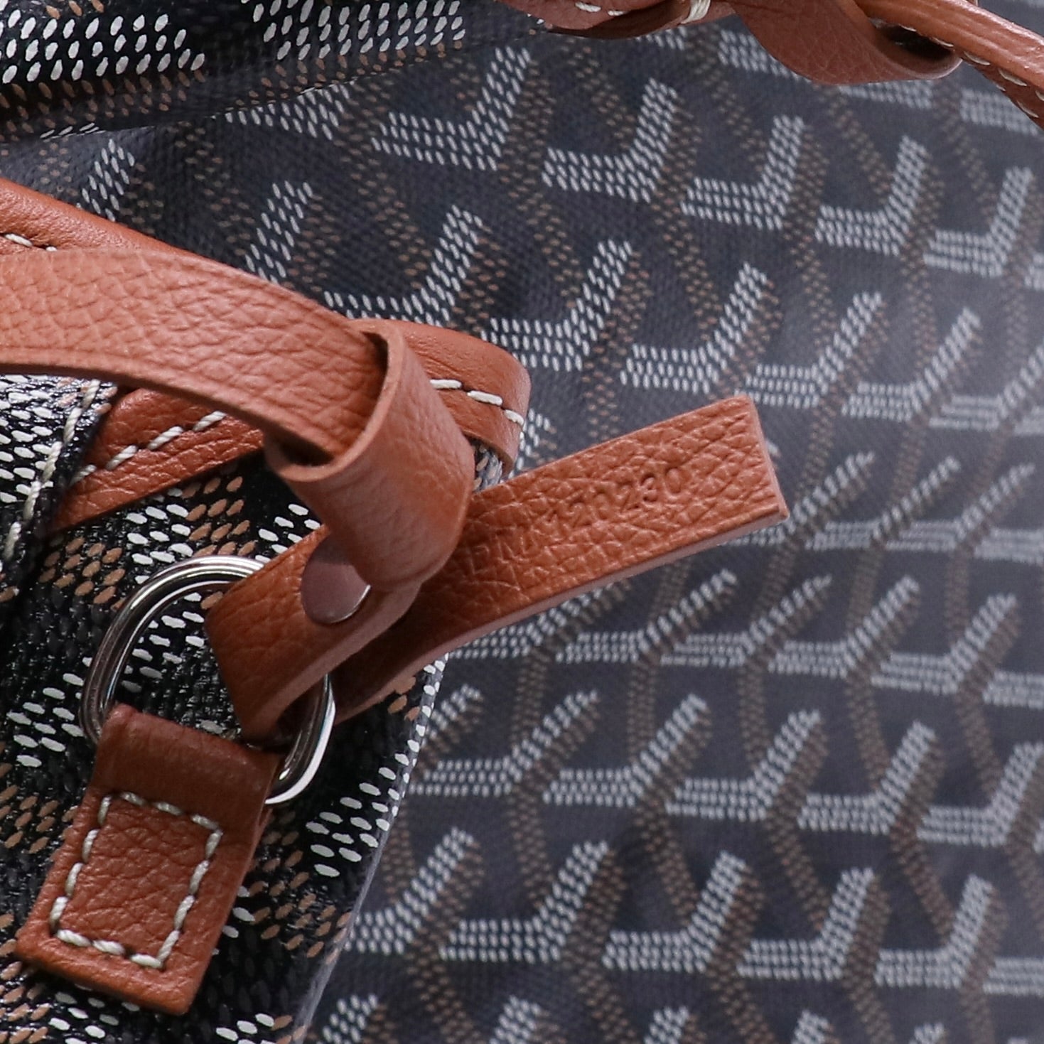 Goyard Black Chevron Print Coated Canvas St. Louis PM Tote Bag Twins LDJ3310