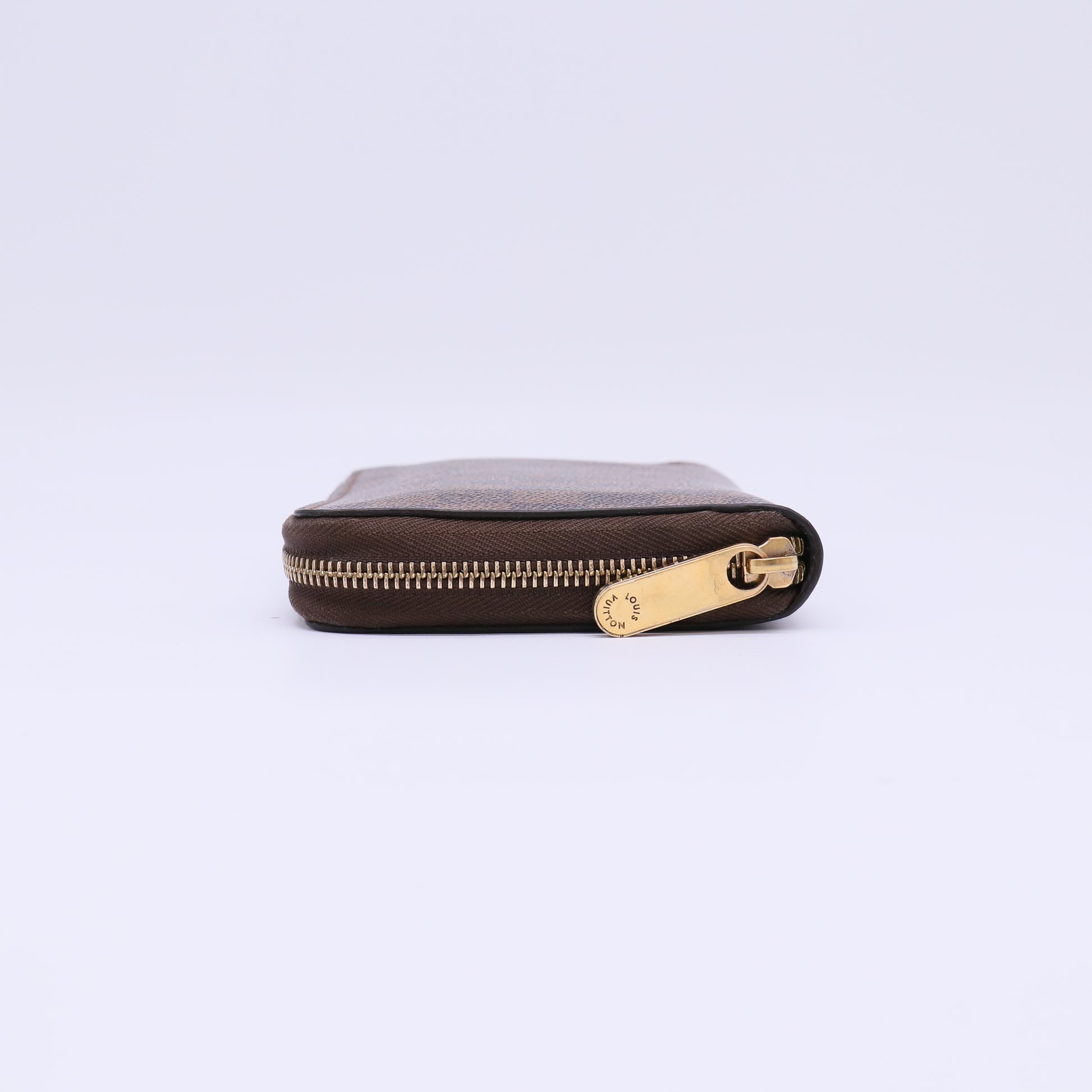 Louis Vuitton Damier Ebene Zippy Wallet W22180