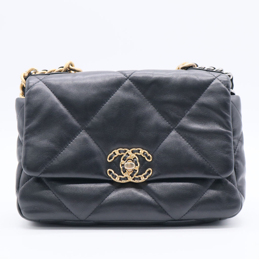 19 Flap Bag Quilted Leather Medium Twins LDJ2505