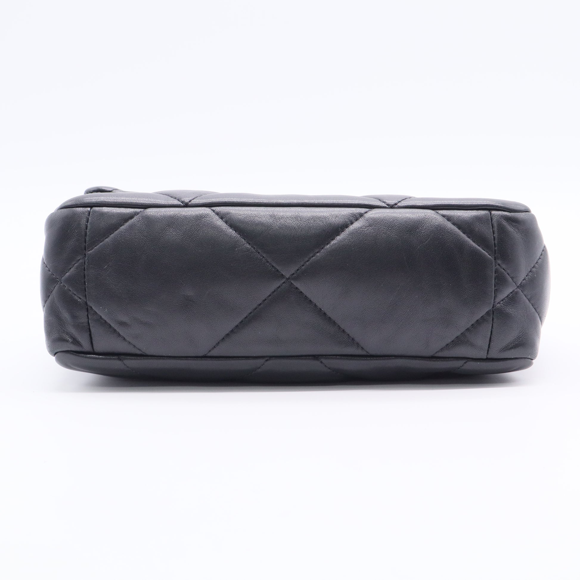 19 Flap Bag Quilted Leather Medium Twins LDJ2505