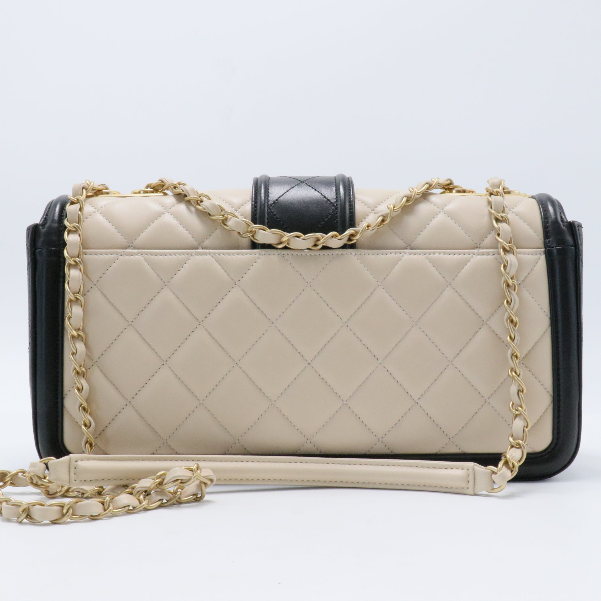 Lambskin Quilted Large Elegant CC Flap
